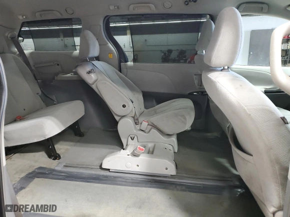 2011 Toyota Sienna LE AAS with VIN 5TDKK3DC3BS138656, listed as a Copart auction lot 49447605 with 235,161 mi miles and Salvage Title. Bid and sale history available at carsss.com. Image 12.