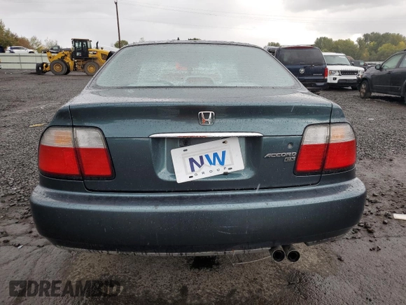 1997 Honda Accord EX with VIN 1HGCD5656VA204693, listed as a Copart auction lot 76399274 with 375,061 mi miles and Salvage Title. Bid and sale history available at DreamBid. Image 6.