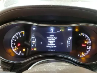 2014 Jeep Grand Cherokee Overland with VIN 1C4RJFCG8EC320849, listed as a Copart auction lot 49447355 with 183,726 mi miles and Salvage Title. Bid and sale history available at carsss.com. Image 9.