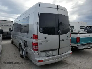 2012 Mercedes-Benz Sprinter with VIN WD3PF4CD5C5699548, listed as a Copart auction lot 76361884 with 46,471 mi miles and Salvage Title. Bid and sale history available at DreamBid. Image 6.