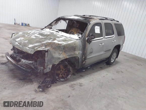 2007 GMC Yukon SLT with VIN 1GKFK13027J172531, listed as a IAAI auction lot 41252781 with 1 mi miles. Bid and sale history available at carsss.com. Image 2.