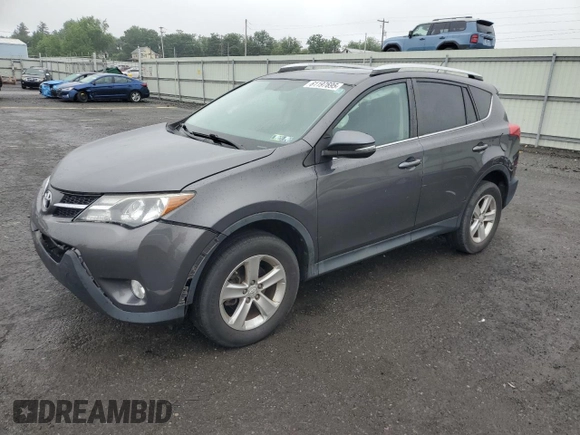 2013 Toyota RAV4 XLE with VIN 2T3RFREV7DW120510, listed as a Copart auction lot 61197695 with 107,647 mi miles and Salvage title. Bid and sale history available at DreamBid. Image 1.