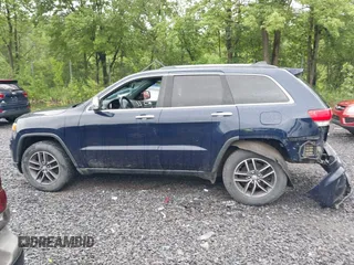 2018 Jeep Grand Cherokee Limited with VIN 1C4RJFBG8JC349148, listed as a IAAI auction lot 42451189 with 93,370 mi miles and . Bid and sale history available at DreamBid. Image 14.