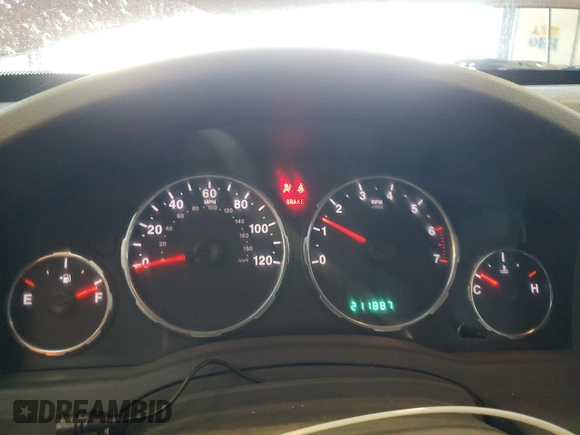 2008 Jeep Liberty Sport z VIN 1J8GN28K18W241486, wystawiony jako Copart lot #55832105 z przebiegiem 211 887 mil mil oraz Szkoda całkowita • Salvage title. Historia ofert i sprzedaży dostępna na DreamBid. Obrazek 9.