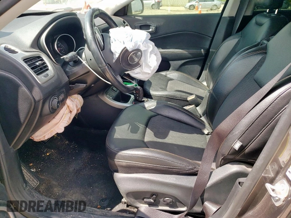 2019 Jeep Compass Latitude с VIN 3C4NJCBBXKT726442, выставлен на аукционе Copart как лот 61776265 с пробегом 63 934 миль миль и Списание • Salvage title. История ставок и продаж доступна на DreamBid. Изображение 7.