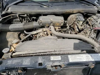 1994 Dodge 1500 z VIN 3B7HC16Y5RM530651, wystawiony jako Copart lot #74453654 z przebiegiem 83 562 mil mil oraz Szkoda całkowita • Salvage title. Historia ofert i sprzedaży dostępna na DreamBid. Obrazek 11.