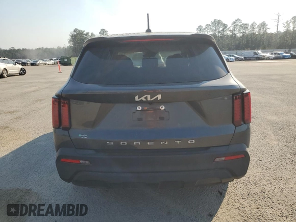 2022 Kia Sorento LX with VIN 5XYRG4LC6NG076825, listed as a Copart auction lot 46995135 with 75,882 mi miles and Salvage Title. Bid and sale history available at carsss.com. Image 6.
