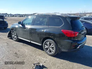 2017 Nissan Pathfinder SV with VIN 5N1DR2MM2HC693059, listed as a IAAI auction lot 41584629 with 112,379 mi miles. Bid and sale history available at carsss.com. Image 3.