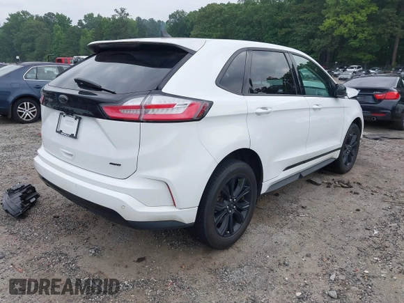 2023 Ford Edge SE z VIN 2FMPK4G95PBA49168, wystawiony jako IAAI lot #42403184 z przebiegiem 41 448 mil mil oraz . Historia ofert i sprzedaży dostępna na DreamBid. Obrazek 4.