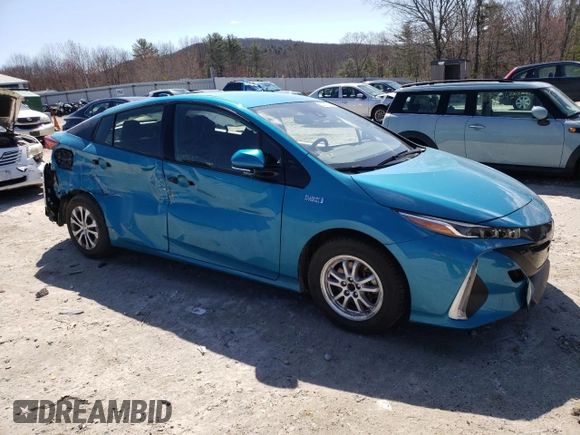 2020 Toyota Prius LE with VIN JTDKARFP9L3146348, listed as a Copart auction lot 52568685 with 41,105 mi miles and Salvage Title. Bid and sale history available at DreamBid. Image 4.
