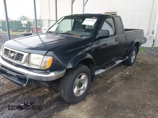 2000 Nissan Frontier XE z VIN 1N6ED26Y6YC328713, wystawiony jako IAAI lot #42314409 z przebiegiem 134 340 mil mil oraz . Historia ofert i sprzedaży dostępna na DreamBid. Obrazek 2.