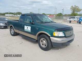 2000 Ford F-150 XL with VIN 1FTRX17L9YNA15474, listed as a IAAI auction lot 41700176 with 1 mi miles. Bid and sale history available at carsss.com. Image 1.