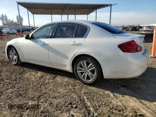 2015 Infiniti Q40 with VIN JN1CV6AP5FM503735, listed as a Copart auction lot 81282974 with 118,402 mi miles and Salvage Title. Bid and sale history available at carsss.com. Image 2.