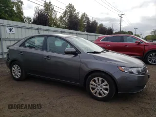 2013 Kia Forte EX with VIN KNAFU4A26D5715084, listed as a Copart auction lot 72738884 with 190,474 mi miles and Salvage Title. Bid and sale history available at carsss.com. Image 4.