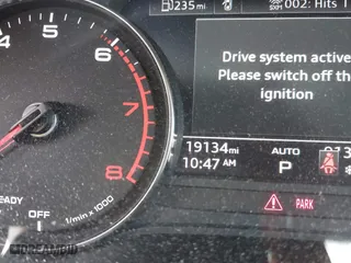2023 Audi Q5 Premium with VIN WA1ABAFY0P2160860, listed as a IAAI auction lot 41621227 with 19,134 mi miles. Bid and sale history available at carsss.com. Image 15.
