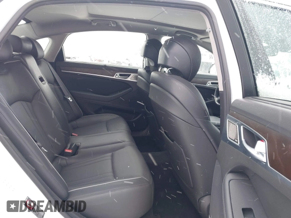 2018 Genesis G80 3.8L with VIN KMHGN4JE7JU253100, listed as a IAAI auction lot 41322591 with 76,266 mi miles. Bid and sale history available at carsss.com. Image 8.