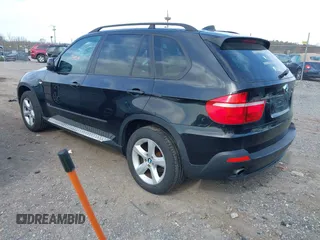 2008 BMW X5 3.0si with VIN 5UXFE43558L005228, listed as a IAAI auction lot 41897524 with 178,741 mi miles. Bid and sale history available at carsss.com. Image 3.