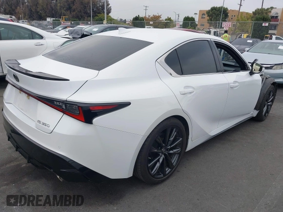 2022 Lexus IS 350 F Sport z VIN JTHGZ1B29N5055838, wystawiony jako IAAI lot #42087057 z przebiegiem 50 699 mil mil oraz . Historia ofert i sprzedaży dostępna na DreamBid. Obrazek 4.
