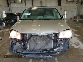 2008 Chrysler Town & Country Touring with VIN 2A8HR54P58R815950, listed as a Copart auction lot 55951155 with 211,046 mi miles and Non Repairable. Bid and sale history available at DreamBid. Image 5.