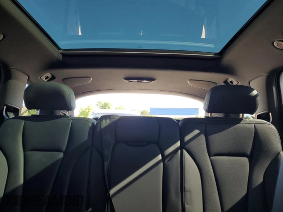 2021 Audi Q7 Premium Plus with VIN WA1LJAF74MD020930, listed as a Copart auction lot 57576505 with 43,557 mi miles and Salvage title. Bid and sale history available at DreamBid. Image 10.