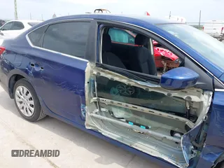 2017 Nissan Sentra SR z VIN 3N1AB7AP9HY232457, wystawiony jako IAAI lot #42120556 z przebiegiem 37 751 mil mil oraz . Historia ofert i sprzedaży dostępna na DreamBid. Obrazek 6.