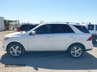 2016 Mercedes-Benz GLE 350 with VIN 4JGDA5JB9GA782908, listed as a IAAI auction lot 42317074 with 121,198 mi miles and . Bid and sale history available at DreamBid. Image 14.