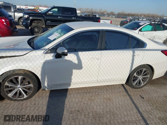 2015 Subaru Legacy 2.5i Limited with VIN 4S3BNBJ62F3062127, listed as a IAAI auction lot 41777626 with 190,091 mi miles. Bid and sale history available at carsss.com. Image 13.
