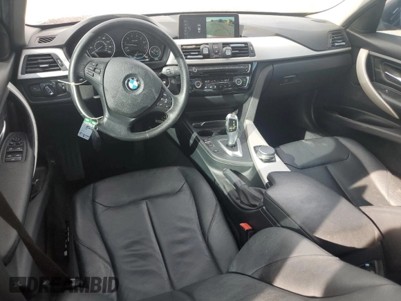 2017 BMW 3 Series 320i z VIN WBA8E1G34HNU16218, wystawiony jako Copart lot #42937665 z przebiegiem 96 549 mil mil oraz Szkoda całkowita • Salvage title. Historia ofert i sprzedaży dostępna na DreamBid. Obrazek 8.