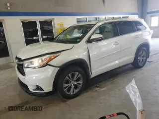 2015 Toyota Highlander XLE z VIN 5TDKKRFH2FS041496, wystawiony jako Copart lot #60177125 z przebiegiem 126 315 mil mil oraz Szkoda całkowita • Salvage title. Historia ofert i sprzedaży dostępna na DreamBid. Obrazek 1.