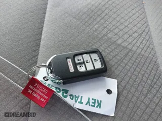 2016 Honda Odyssey SE with VIN 5FNRL5H39GB155488, listed as a IAAI auction lot 41702336 with 122,164 mi miles. Bid and sale history available at carsss.com. Image 11.