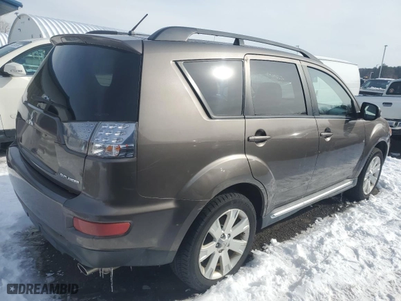 2013 Mitsubishi Outlander SE with VIN JA4JT3AW9DU019476, listed as a Copart auction lot 44399885 with 153,629 mi miles and Clean Title. Bid and sale history available at carsss.com. Image 3.