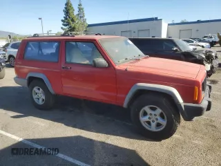 2000 Jeep Cherokee SE with VIN 1J4FF27S8YL173099, listed as a Copart auction lot 86200574 with 204,394 mi miles and Clean title. Bid and sale history available at DreamBid. Image 4.