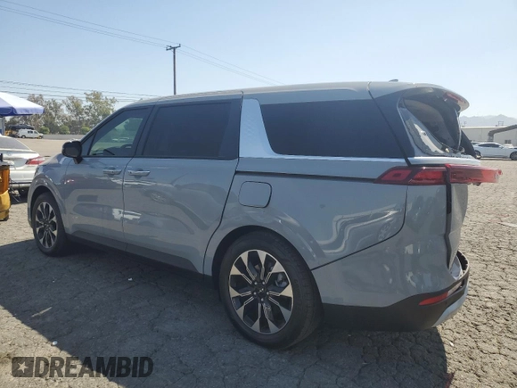 2024 Kia Carnival EX with VIN KNDNC5H31R6405657, listed as a Copart auction lot 72467014 with 5,311 mi miles and Salvage Title. Bid and sale history available at carsss.com. Image 2.