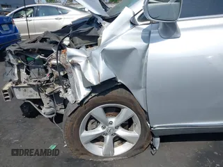 2013 Lexus RX 350 z VIN 2T2ZK1BA1DC088013, wystawiony jako IAAI lot #42478976 z przebiegiem Nie podano mil oraz . Historia ofert i sprzedaży dostępna na DreamBid. Obrazek 21.