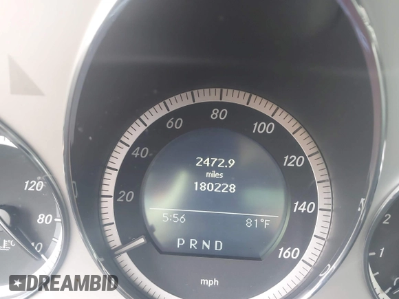 2009 Mercedes-Benz C 300 Sport z VIN WDDGF54X59R042583, wystawiony jako IAAI lot #42534477 z przebiegiem 180 228 mil mil oraz . Historia ofert i sprzedaży dostępna na DreamBid. Obrazek 7.
