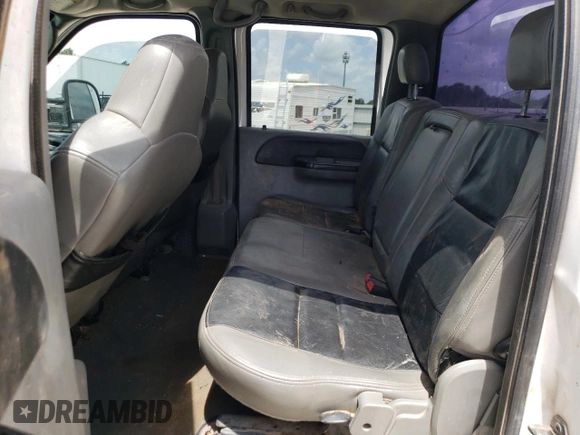 2005 Ford F-250 XL z VIN 1FTSW21P15EC09840, wystawiony jako Copart lot #59973955 z przebiegiem 407 922 mil mil oraz Szkoda całkowita • Salvage title. Historia ofert i sprzedaży dostępna na DreamBid. Obrazek 10.