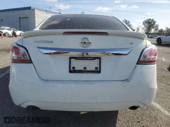 2015 Nissan Altima 2.5 with VIN 1N4AL3AP3FN392921, listed as a Copart auction lot 47832595 with Not provided miles and Salvage title. Bid and sale history available at DreamBid. Image 6.