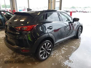 2019 Mazda CX-3 Touring z VIN JM1DKDC70K0404219, wystawiony jako IAAI lot #42148454 z przebiegiem 80 539 mil mil oraz . Historia ofert i sprzedaży dostępna na DreamBid. Obrazek 4.