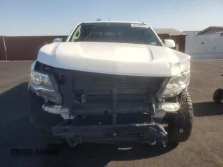 2017 Chevrolet Colorado 4WD Z71 with VIN 1GCGTDEN9H1180800, listed as a Copart auction lot 60430985 with 104,930 mi miles and Salvage title. Bid and sale history available at DreamBid. Image 5.