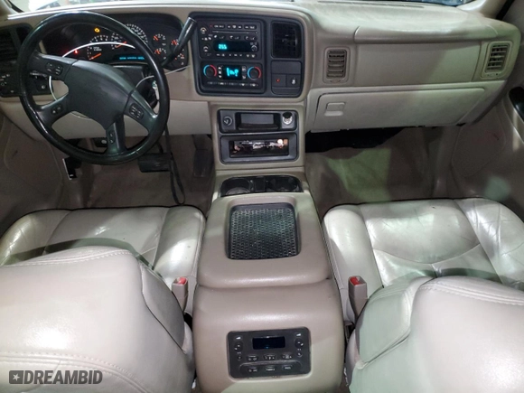 2005 Chevrolet Tahoe LT with VIN 1GNEC13T25J238739, listed as a Copart auction lot 50338815 with 115,811 mi miles and Clean Title. Bid and sale history available at carsss.com. Image 8.