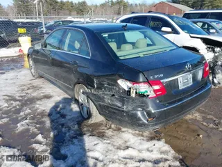 2010 Mercedes-Benz E-Class E 350 Luxury with VIN WDDHF8HB5AA062520, listed as a IAAI auction lot 41698049 with 222,842 mi miles. Bid and sale history available at carsss.com. Image 3.