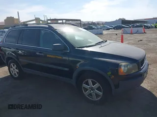 2006 Volvo XC90 2.5L Turbo with VIN YV4CY592461304715, listed as a IAAI auction lot 40384200 with 124,396 mi miles. Bid and sale history available at carsss.com. Image 1.