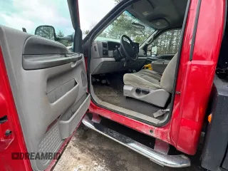 2001 Ford F-350 with VIN 1FDWF37FX1EC59230, listed as a Copart auction lot 42909475 with 64,852 mi miles and Salvage title. Bid and sale history available at DreamBid. Image 6.