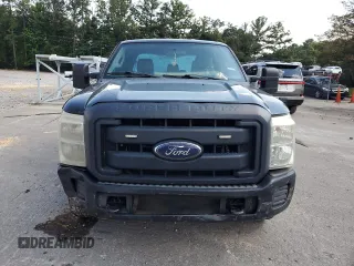 2014 Ford F-250 XL with VIN 1FT7W2A6XEEB36013, listed as a Copart auction lot 62713075 with 245,865 mi miles and Salvage title. Bid and sale history available at DreamBid. Image 5.