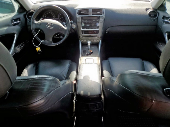 2008 Lexus IS 250 z VIN JTHBK262785078781, wystawiony jako Copart lot #61657045 z przebiegiem 114 884 mil mil oraz Szkoda całkowita • Salvage title. Historia ofert i sprzedaży dostępna na DreamBid. Obrazek 8.