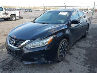 2018 Nissan Altima 2.5 SL with VIN 1N4AL3AP3JC156774, listed as a IAAI auction lot 41316010 with 164,647 mi miles. Bid and sale history available at carsss.com. Image 17.