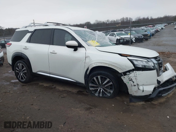 2023 Nissan Pathfinder Platinum с VIN 5N1DR3DJ6PC207668, выставлен на аукционе IAAI как лот 41532859 с пробегом 34 925 миль миль и . История ставок и продаж доступна на DreamBid. Изображение 14.