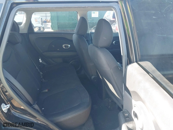 2015 Kia Soul with VIN KNDJN2A23F7760635, listed as a IAAI auction lot 41852314 with 91,052 mi miles. Bid and sale history available at carsss.com. Image 8.