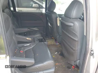 2007 Honda Odyssey Touring with VIN 5FNRL38877B002351, listed as a IAAI auction lot 41930355 with 254,929 mi miles. Bid and sale history available at carsss.com. Image 8.