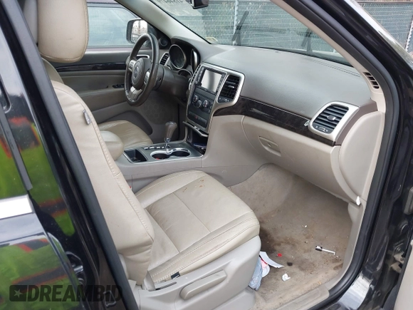 2012 Jeep Grand Cherokee Laredo with VIN 1C4RJEAG0CC316823, listed as a IAAI auction lot 41846479 with 215,317 mi miles. Bid and sale history available at carsss.com. Image 5.